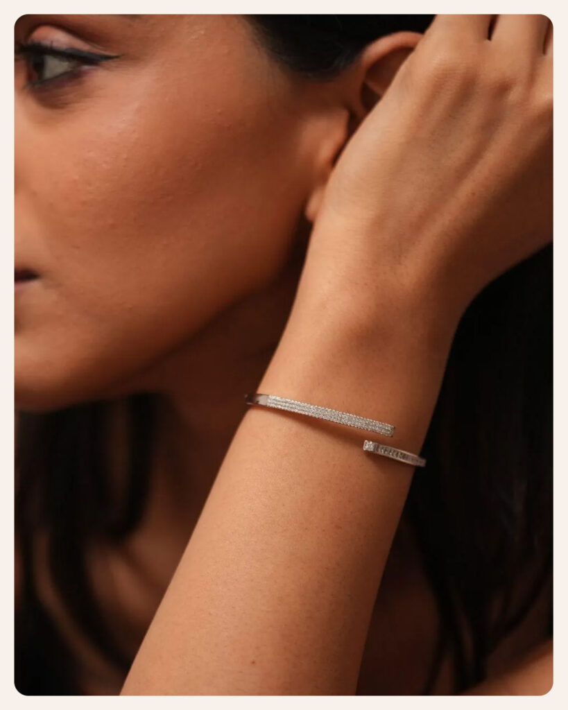 UsefulMate Diamond Daily Wear Bracelet